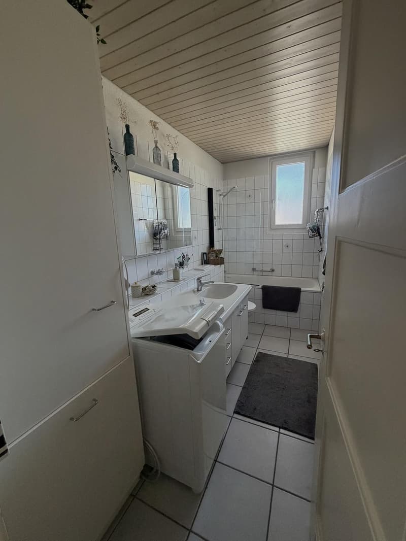 Schöne Altbauwohnung mit Charme an zentraler Lage (10)