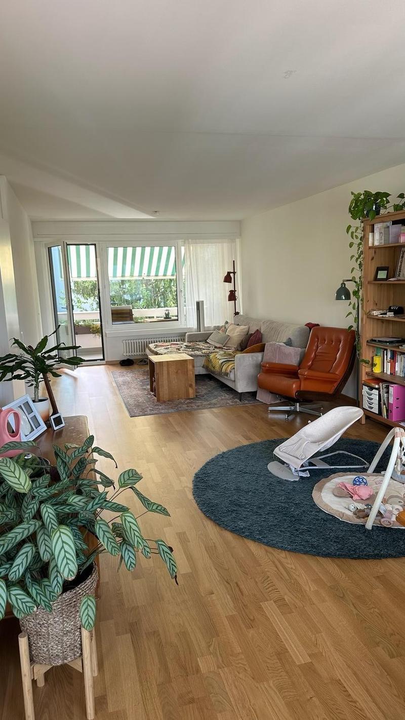 Helle und gemütliche 3½-Zimmer-Wohnung in ruhiger und naturnaher Lage im Zollikerberg (1)