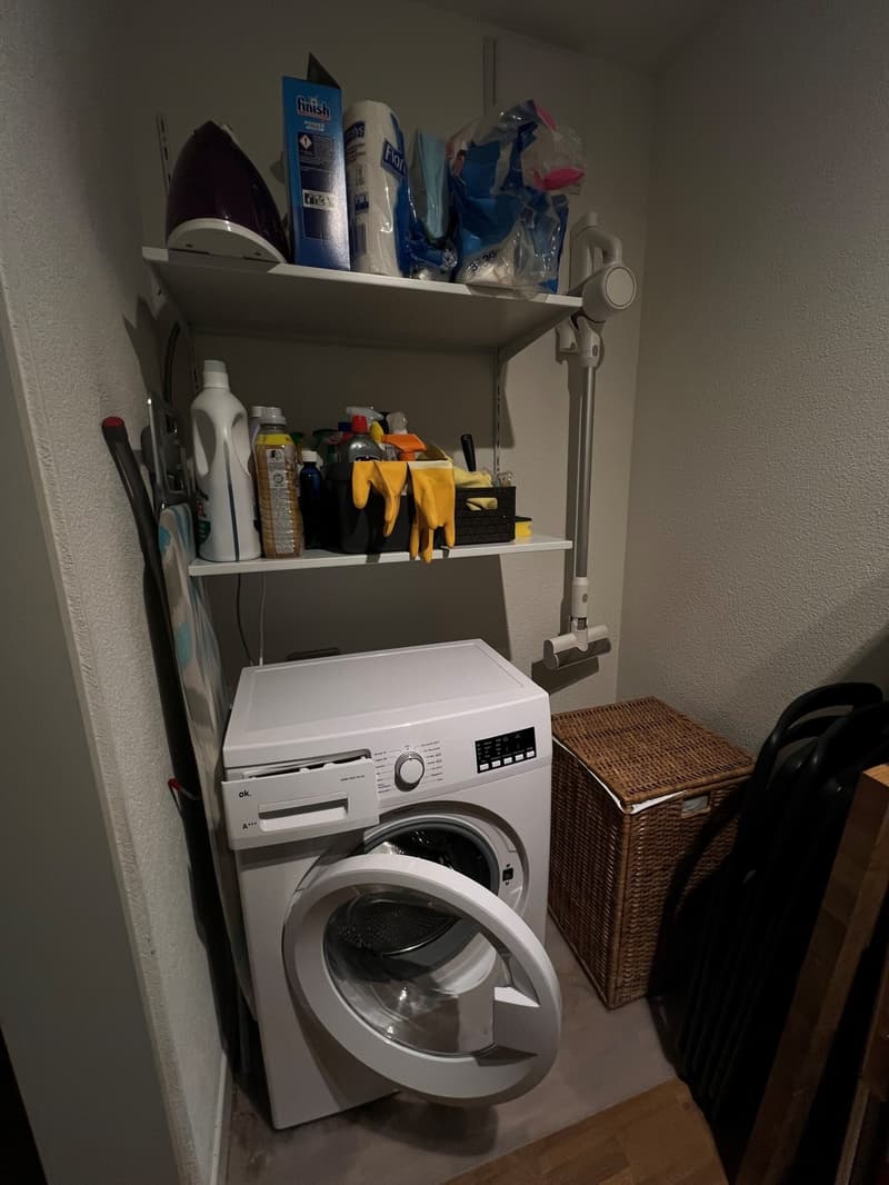Möblierte 2.5-Zimmer-Wohnung an zentraler Lage ca. 6 Monate (5)