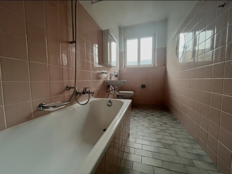 Helle 2-Zimmer-Wohnung in Biel (6)