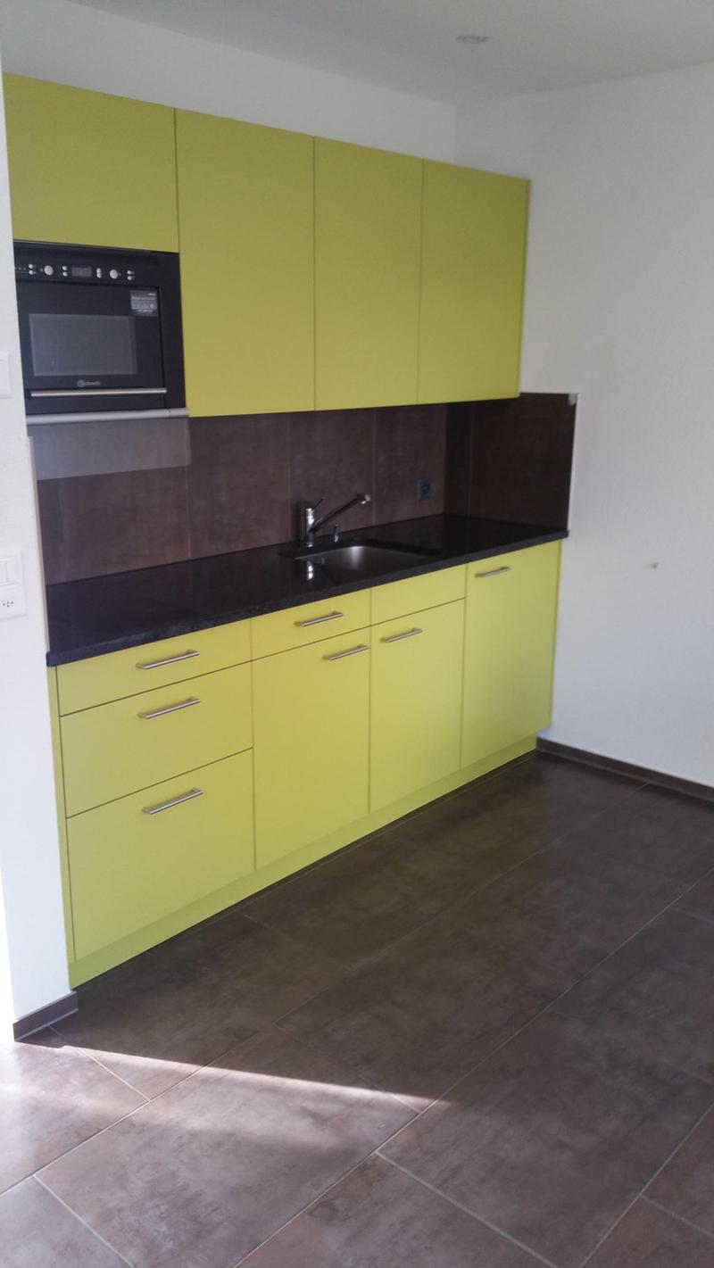 Sehr Schöne Wohnung zu Vermieten (1)