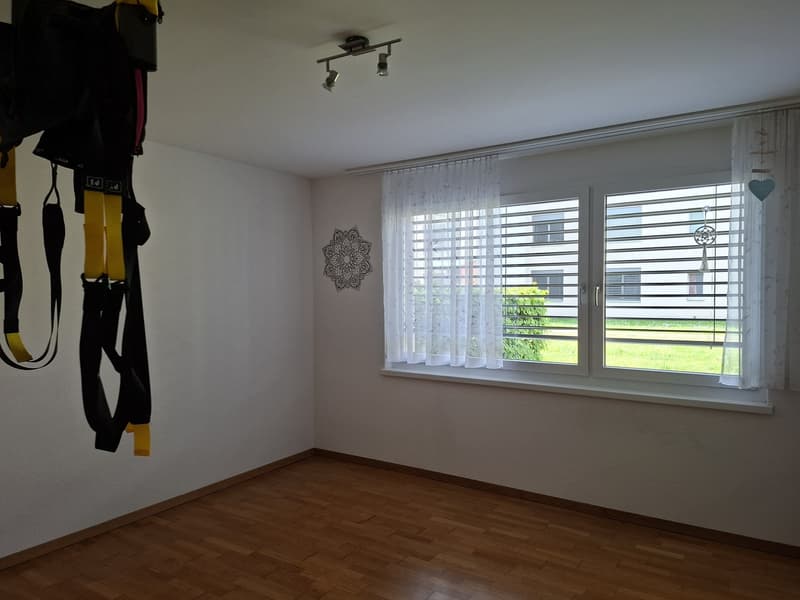 Mitbewonerin gesucht Frau (4)
