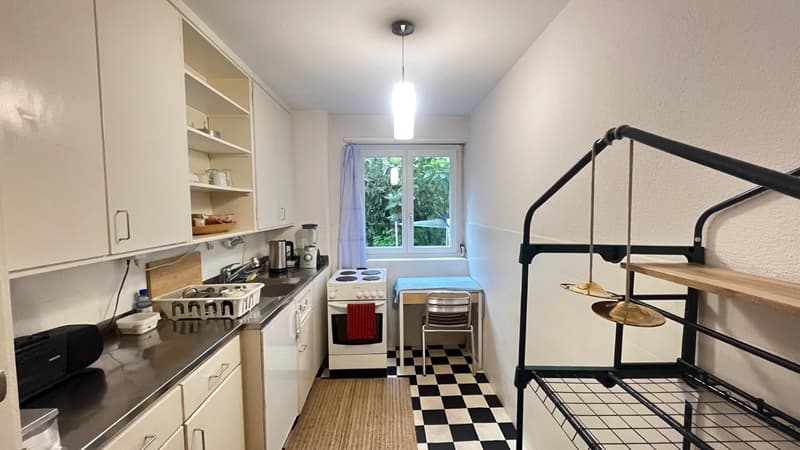 Room - Spacious & Quiet amid Nature (6)