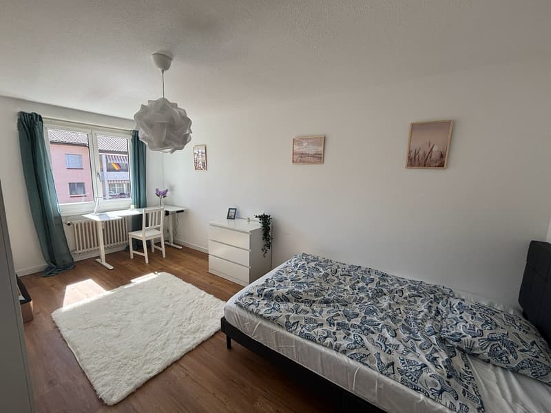 Modern möbliertes WG-Zimmer in Luzern (Kriens) CHF 890 all inclusive (1)