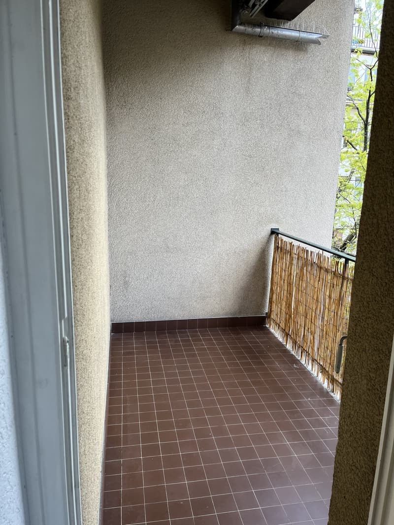 Charmant appartement de 2,5 pièces en plein coeur de Neuchâtel (7)