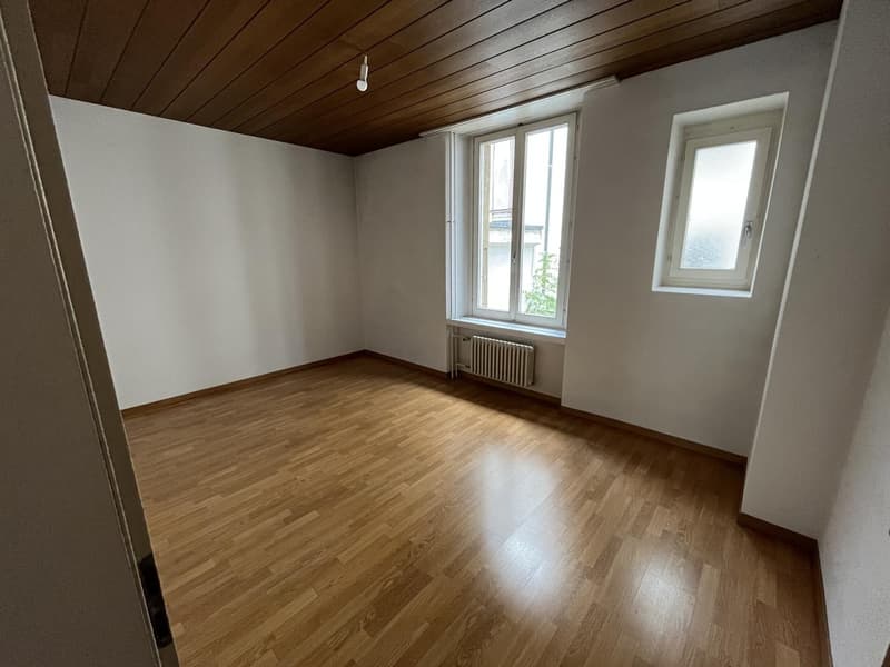 Charmant appartement de 2,5 pièces en plein coeur de Neuchâtel (8)