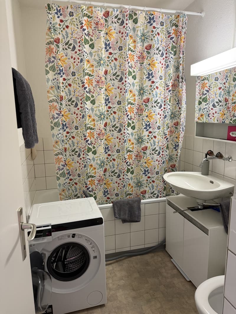 Helle 3.5 Zimmer Wohnung in Witikon Befristet bis 31.03.2027 (3)