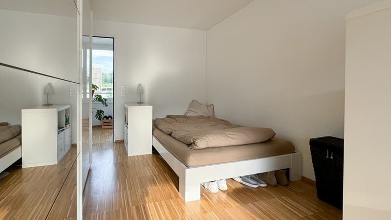 WG ZIMMER ZU VERMIETEN (2)