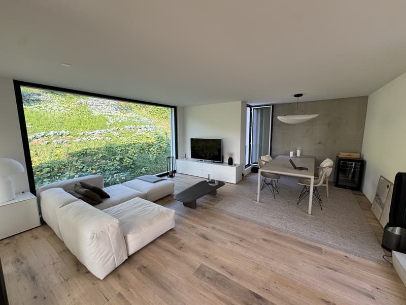 Traumhafte 4.5-Zimmer-Maisonette im Eigentumsstandard mit Dachterrasse und Bergsicht in Oberrieden (7)