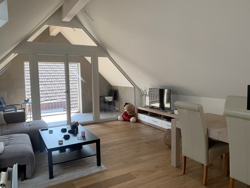 Nachmieter per 01.02.2027 für tolle Dachwohnung gesucht (6)