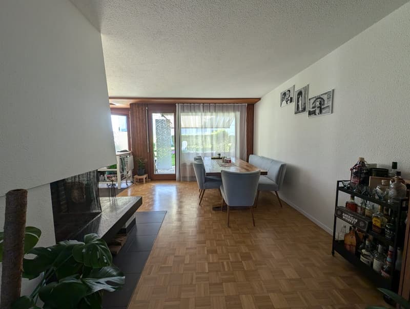 Charming Fully Renovated 3.5-Room Ground-Floor Apartment with Private Garden (8)
