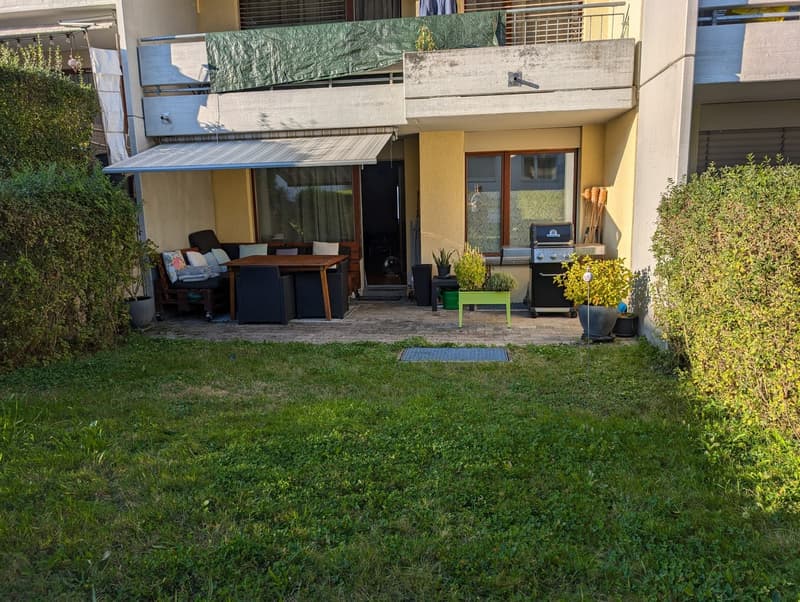 Charming Fully Renovated 3.5-Room Ground-Floor Apartment with Private Garden (2)