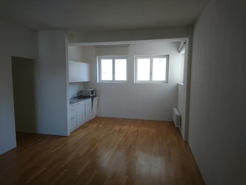 Charmante 1.5-Zimmer-Loftwohnung (47 m²) mit 3 m hohen Decken  zentrale Lage in Wohlen AG (2)
