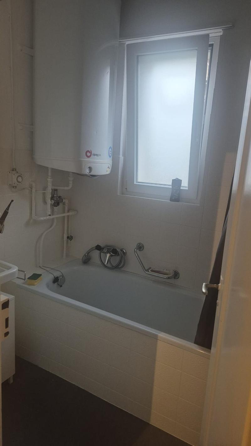 Rent a 3 rooms apartment in Erlenbach ZH (4)