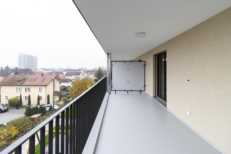 Moderne 2,5-Zimmerwohnung mit Balkon in Trimbach (3)