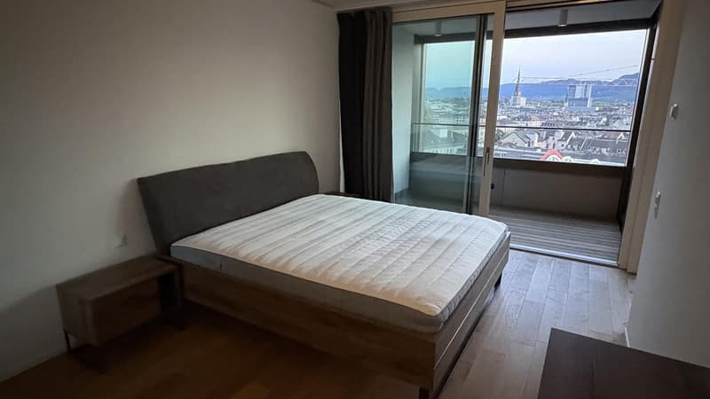Europaallee: Modern 2.5-Room Apartment, 9th Floor, city view (4)