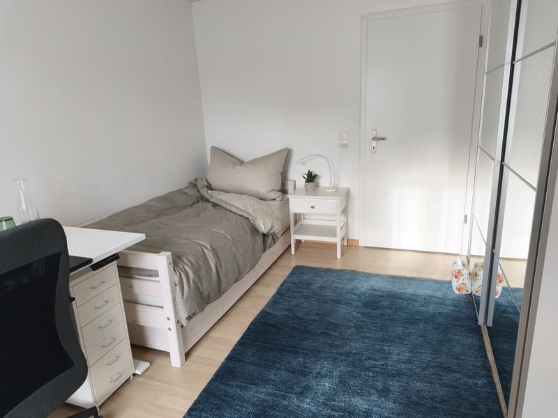 Privatzimmer mit eigener Dusche/WC, 28 Min bis ZH HB, inkl. Reinigung (2)
