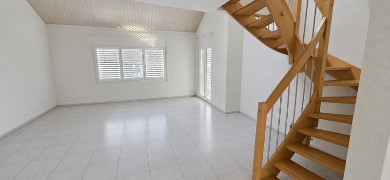 Charmante 3.5-Zimmer-Maisonette-Wohnung in Oberrüti - Nachmieter gesucht (1)