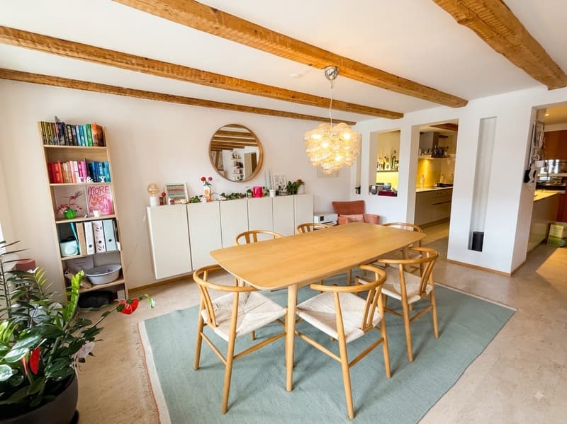 Grosszügige 2.5-Zimmer-Wohnung im Dorfkern Oberwinterthur mit viel Charme (3)