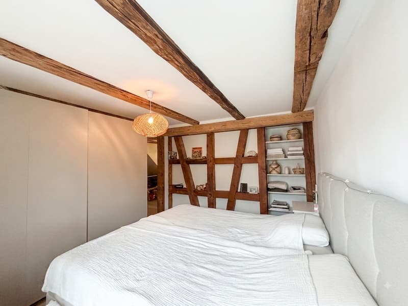 Grosszügige 2.5-Zimmer-Wohnung im Dorfkern Oberwinterthur mit viel Charme (6)
