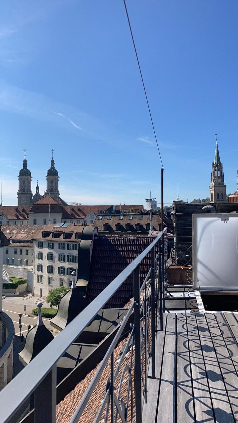 WG-Zimmer in zentraler Altbauwohnung mit Dachterrasse (2)