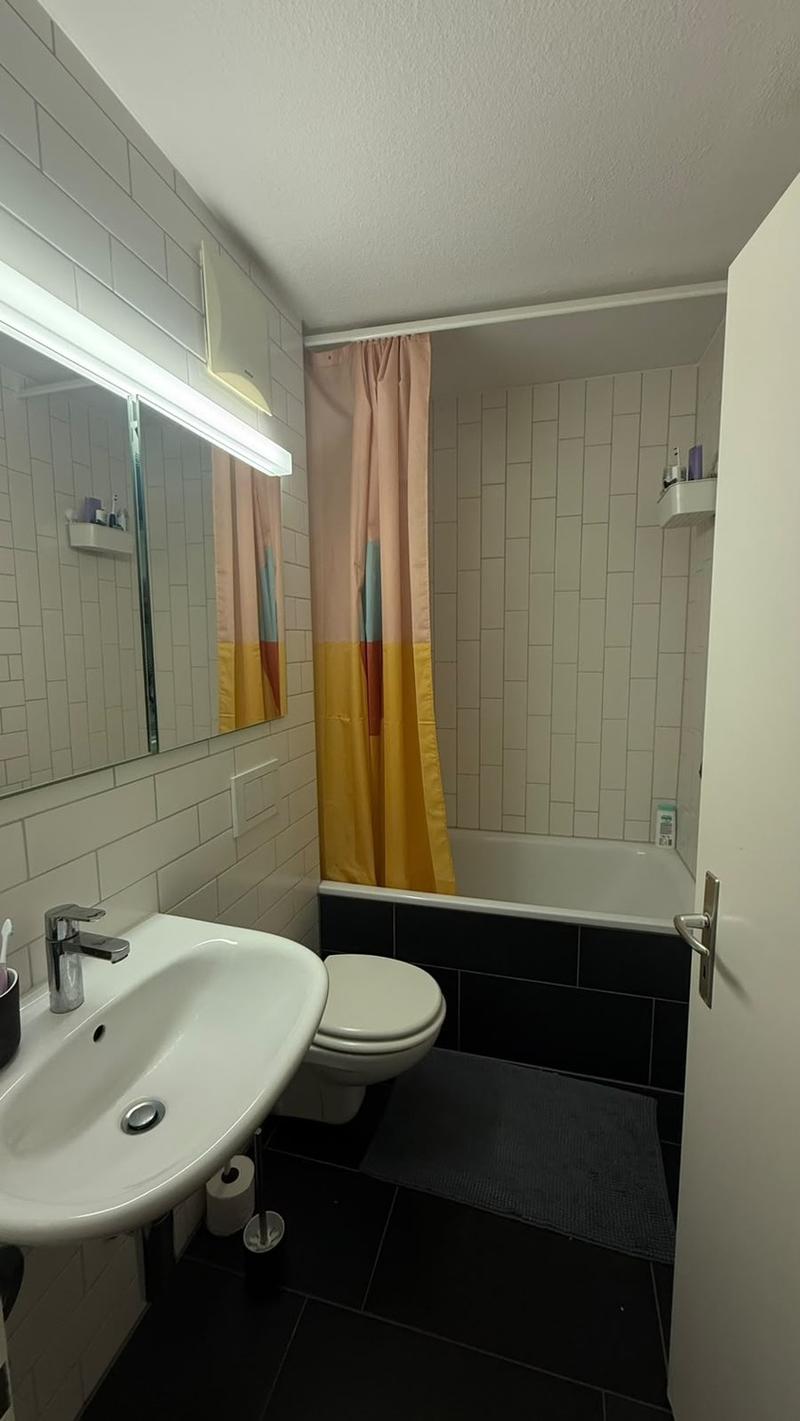 3 Zimmer frei in neuer Jungs-WG ab 01.10. (7)