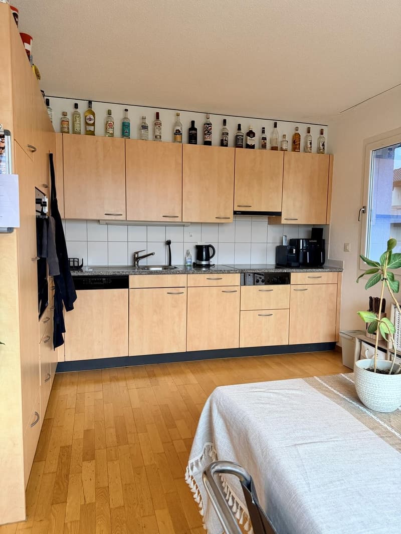 Helle 4.5-Zimmer-Wohnung mit 2 Balkonen (5)