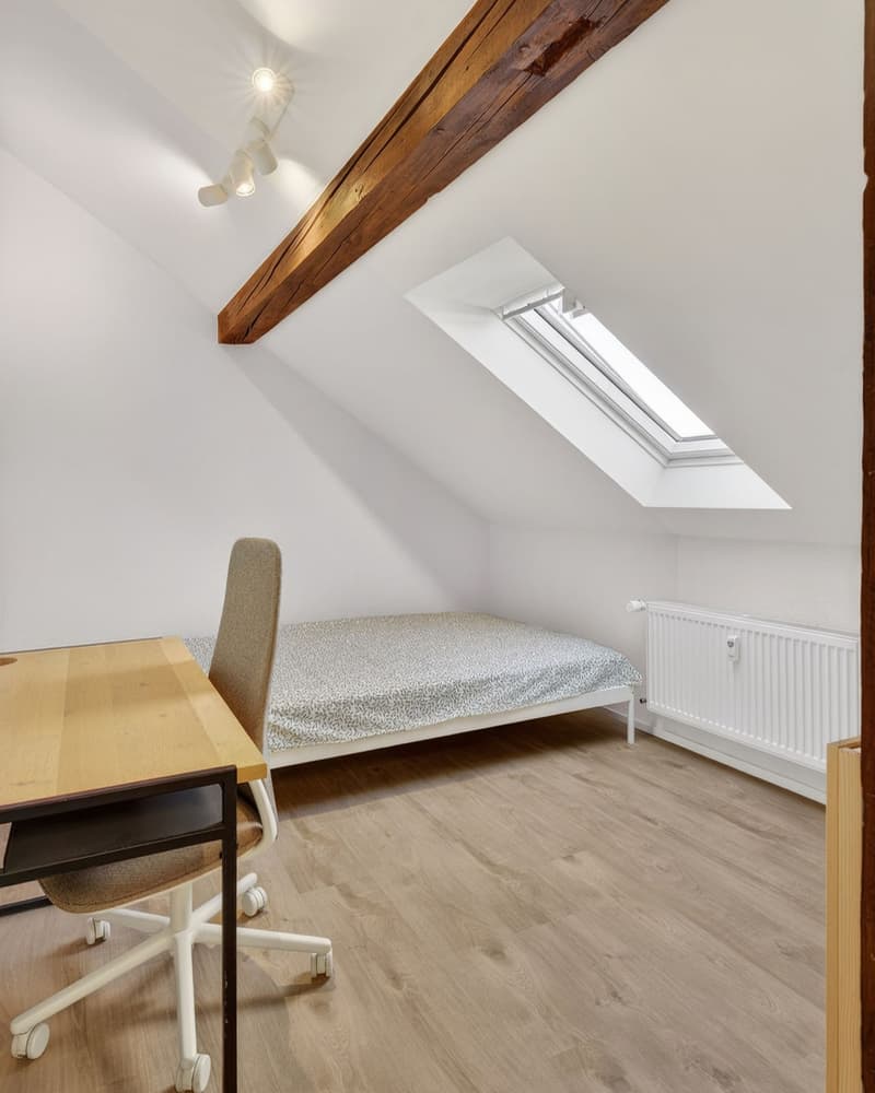Zimmer in freundlicher 5er-WG (3)