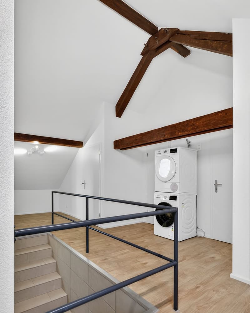 Zimmer in freundlicher 5er-WG (1)