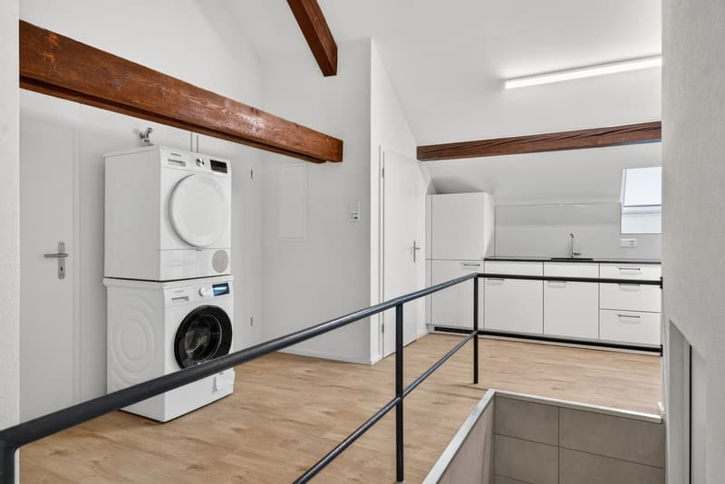 Zimmer in freundlicher 5er-WG (2)