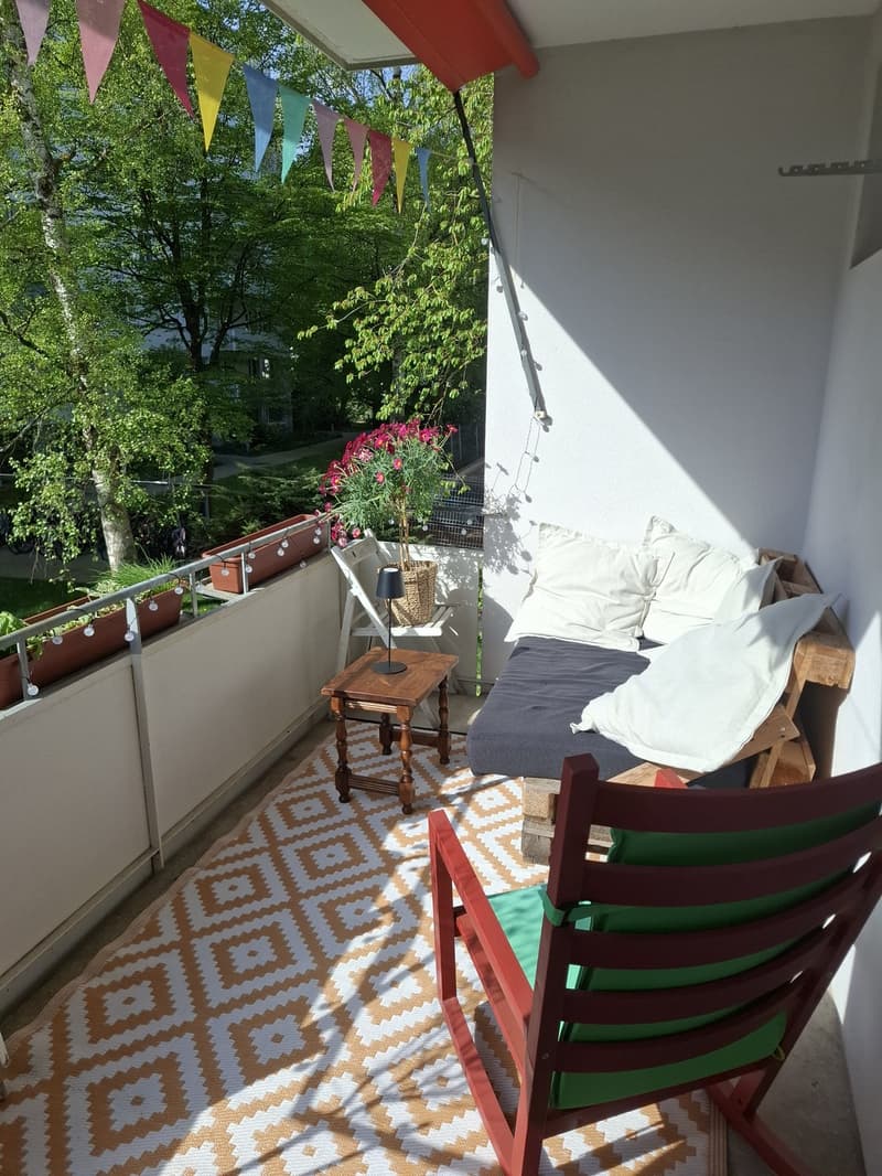 Schöne 2-Zimmer Wohnung zur Untermiete (2)