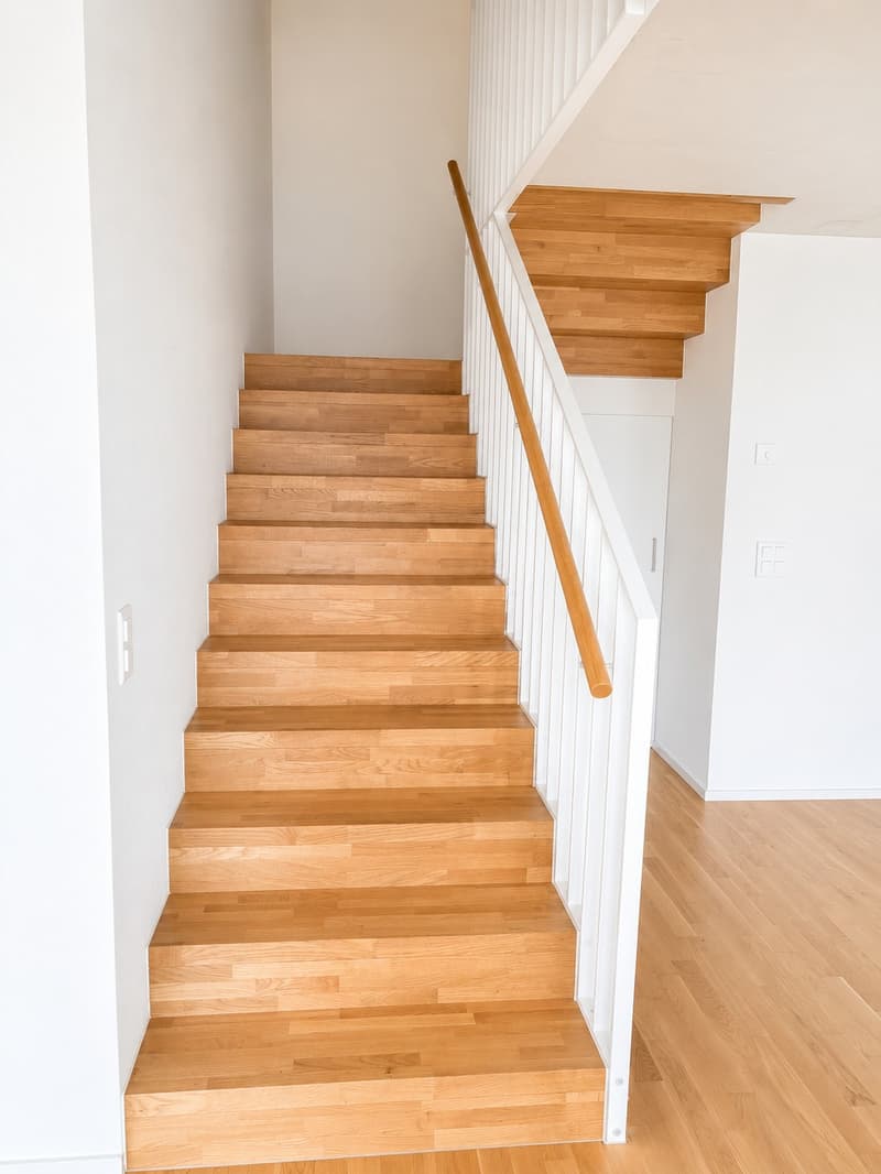 schöne helle 4.5 Maisonette Dachwohnung (7)