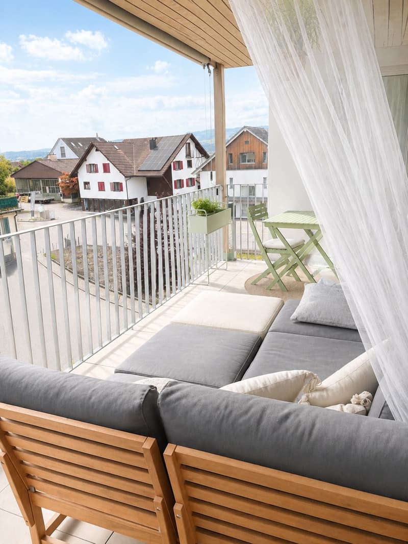 schöne helle 4.5 Maisonette Dachwohnung (2)