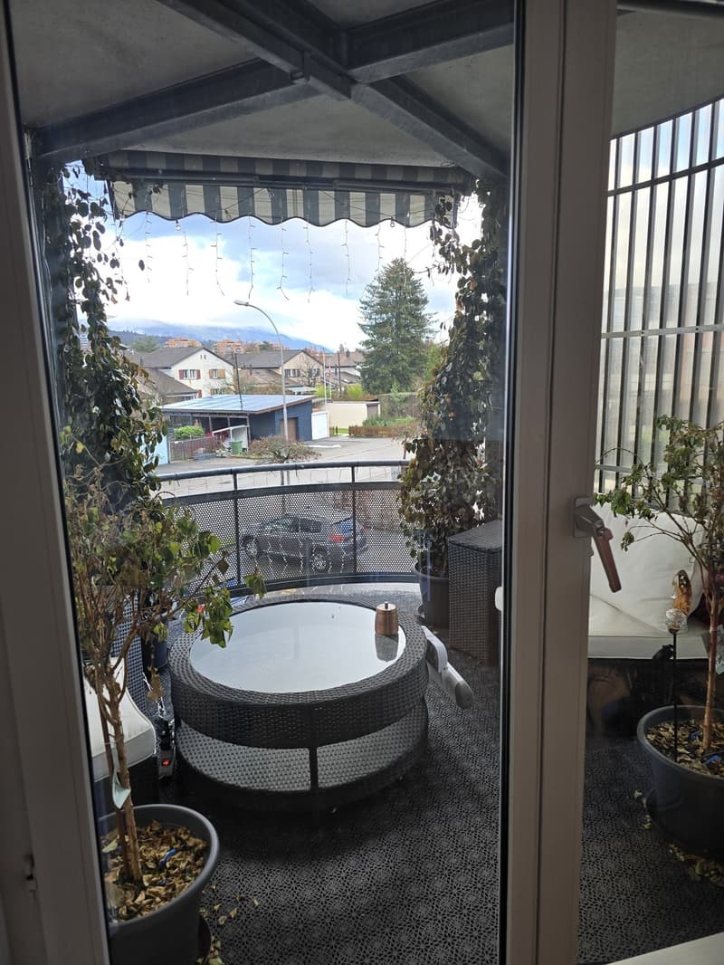 Suche Mitbewohnerin/er für schöne 3 Zi.Wohnung. Solothurn West (2)