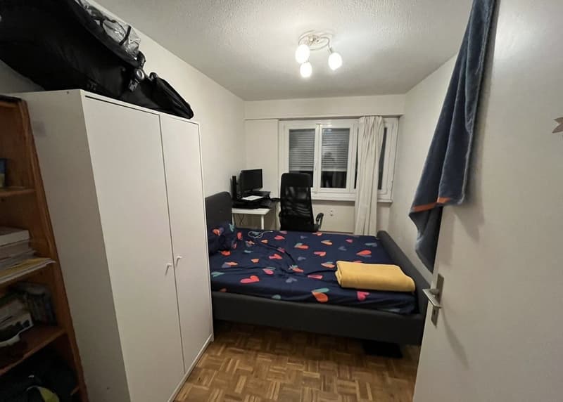 Permanent Sublease agreement - available now. Parking option (included in the price) (4)