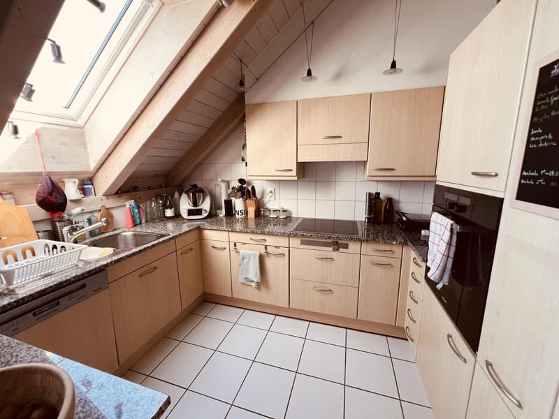 Helle und geräumige 5.5-Zimmer-Duplex Wohnung in Watt, nahe der Natur und nur 15 Min vom ZH HB entfernt. (2)