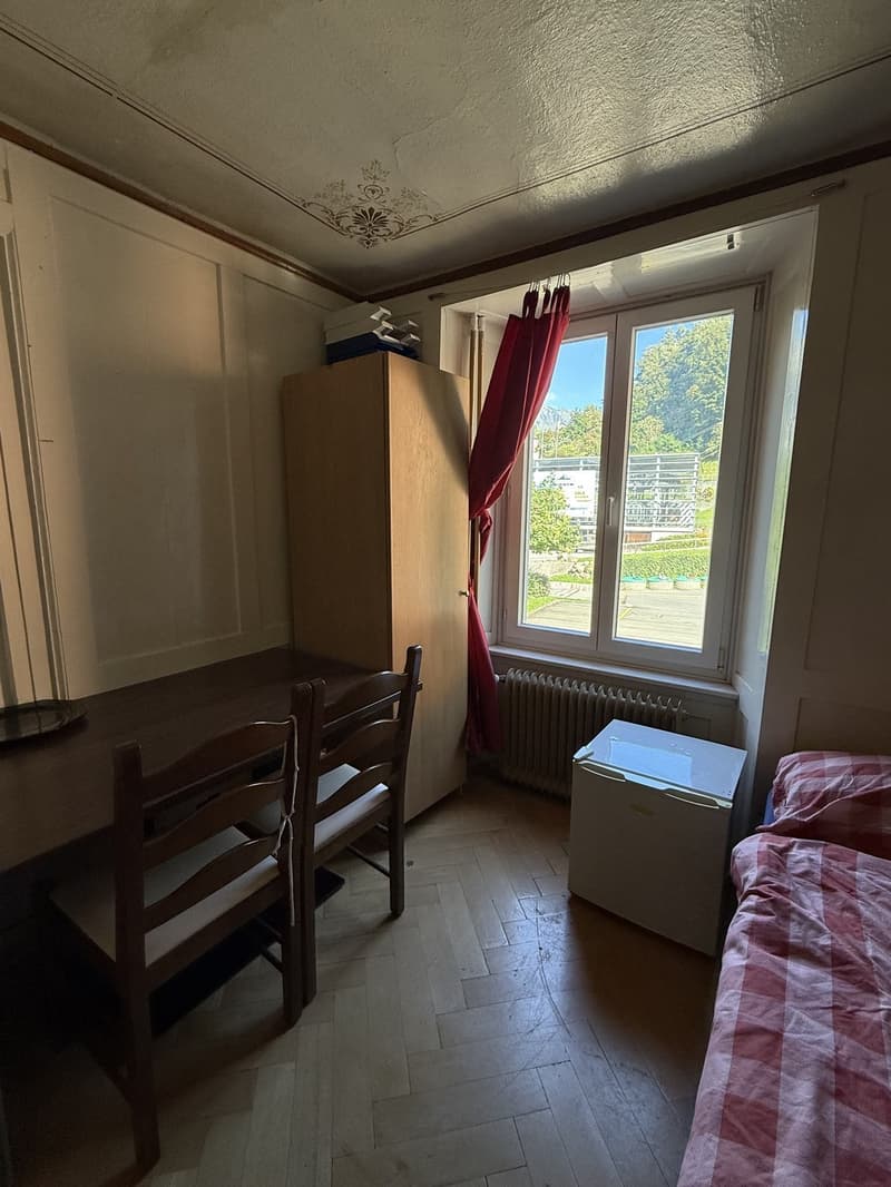 Small room (2)