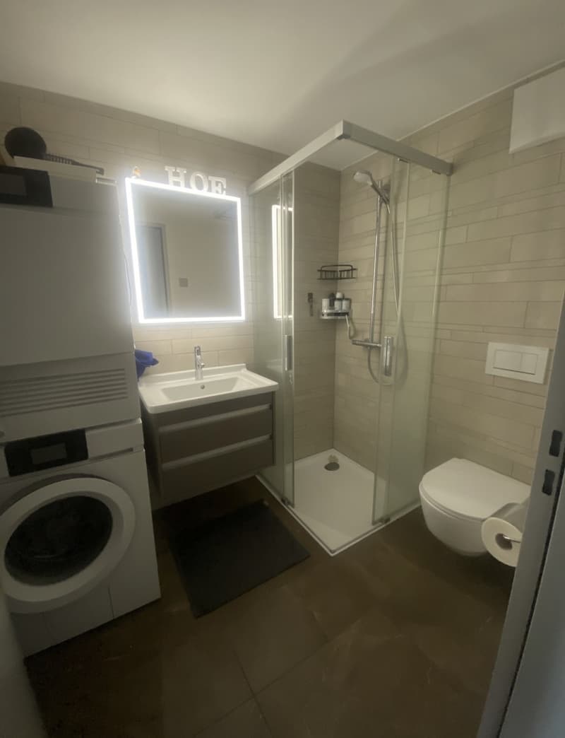 WG-Zimmer zu vermieten (1)