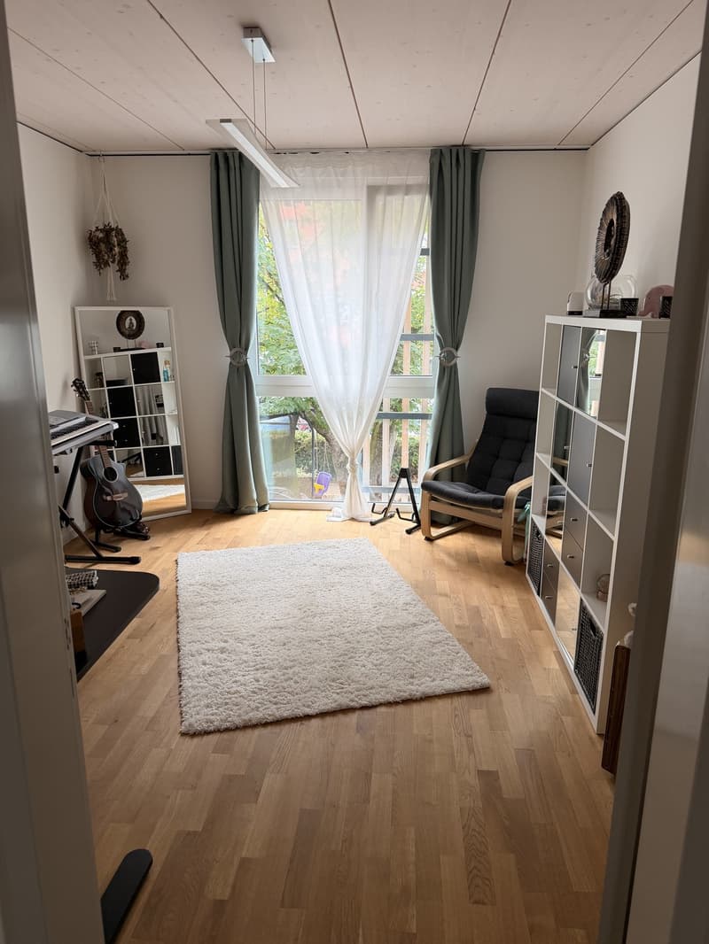 Charmante 3.5-Zimmer Wohnung zu vermieten (3)