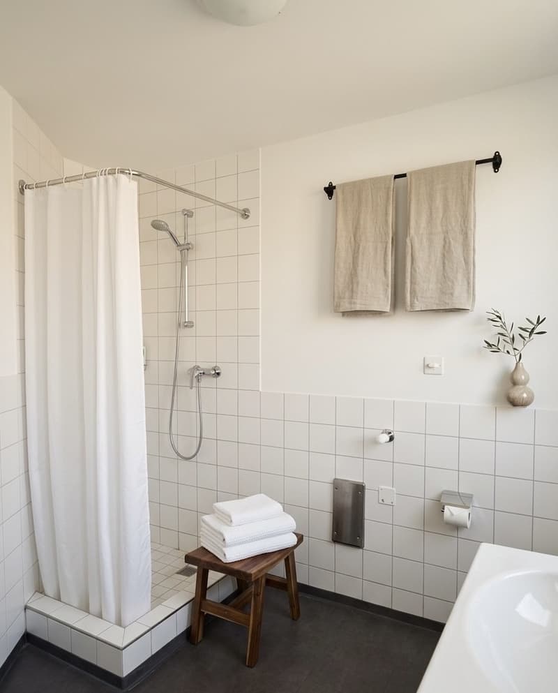 Grosszügige 4.5-Zimmer-Wohnung mit Balkon im Zentrum von St. Gallen ab 1. September (4)