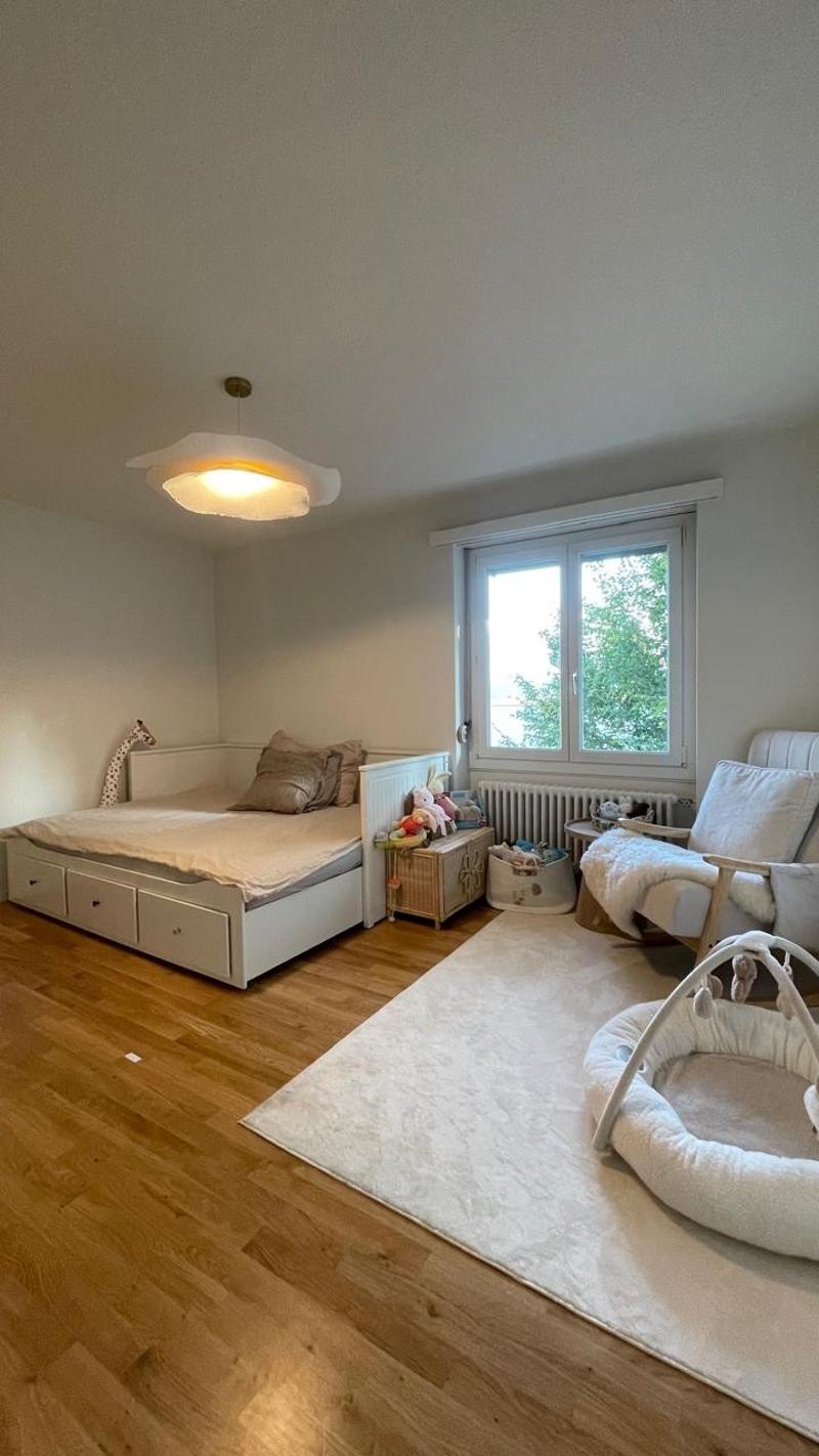 Lichtdurchflutete 4.5-Zimmer-Wohnung mit 127 m² & Wintergarten in Horgen (7)