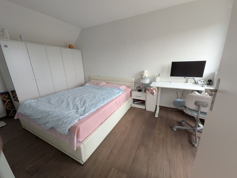 Helle, moderne 2.5-Zimmerwohnung in Bülach (6)