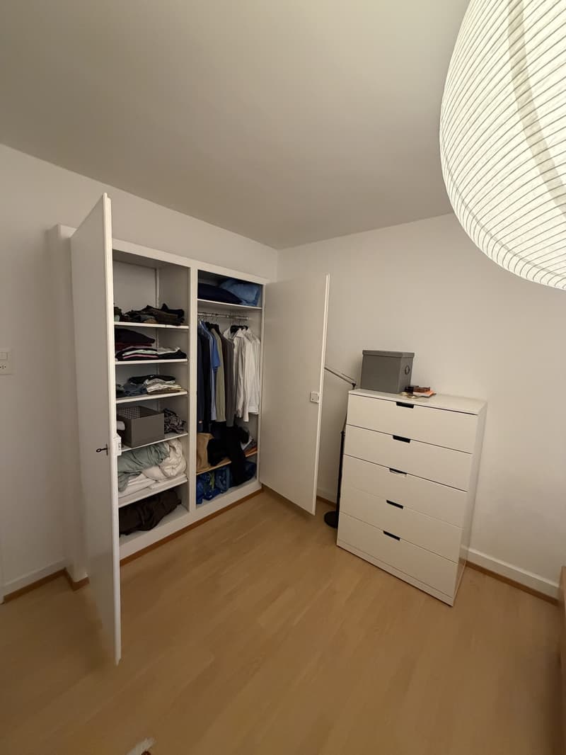 ab sofort: helle 3 Zimmer Wohnung in Nähe von Bahnhof Oerlikon (3)