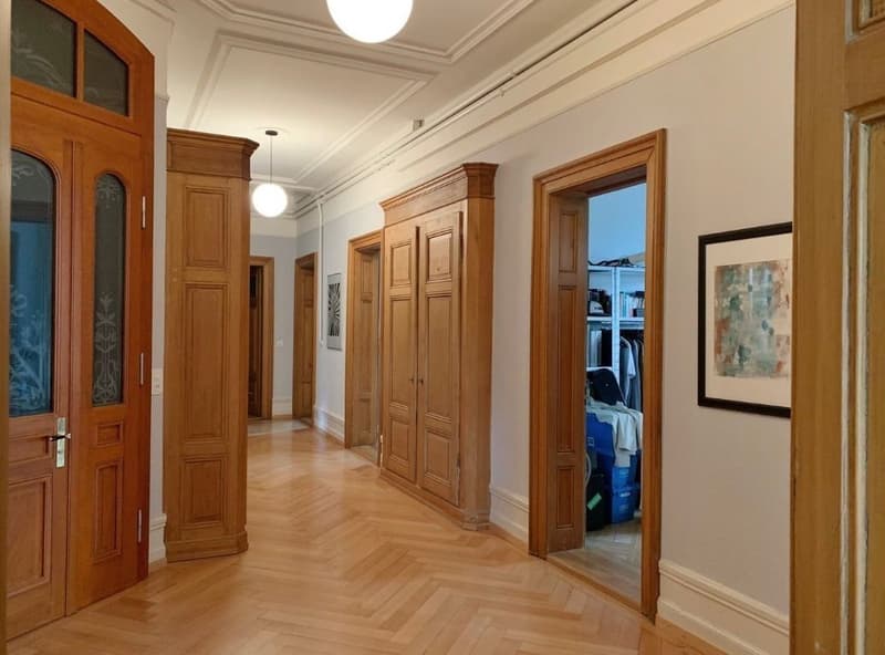 Mitbewohner*in gesucht. Freundliche Altbauwohnung in Seenähe (3)
