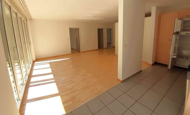Nachmieter gesucht: Helle 4.5-Zimmer-Wohnung in Witterswil, 93 m² (3)