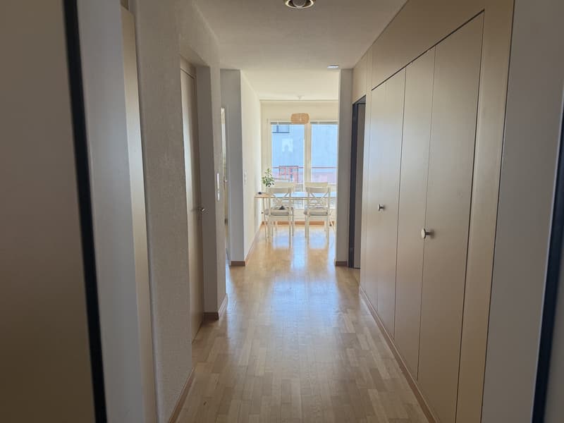 Helle 3,5-Zimmer-Wohnung mit riesigem Balkon (befristet, Übernahmemöglichkeit) (10)