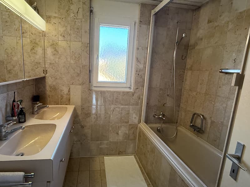 Helle 3,5-Zimmer-Wohnung mit riesigem Balkon (befristet, Übernahmemöglichkeit) (6)