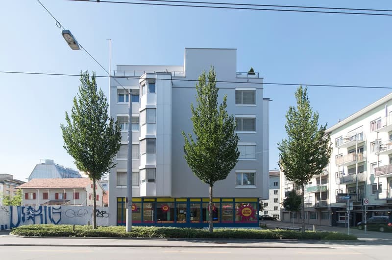 Modern 1.5-room apartment for rent in Zurich-Oerlikon (5)