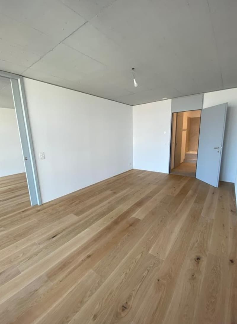 2.5-Zimmerwohnung mit Sauna & Pool (1)