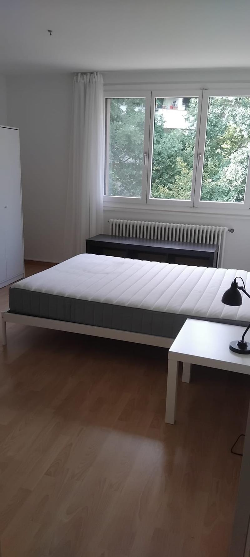 Möbliertes Zimmer mit Balkon & Waldblick in Rombach bei Aarau (2)